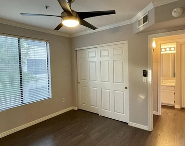 3848 N 3rd Avenue - Photo Thumbnail 11