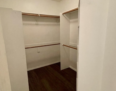 3848 N 3rd Avenue - Photo Thumbnail 15