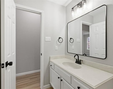 2051 Sunny Side Drive - Photo Thumbnail 22