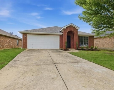 2051 Sunny Side Drive - Photo Thumbnail 5