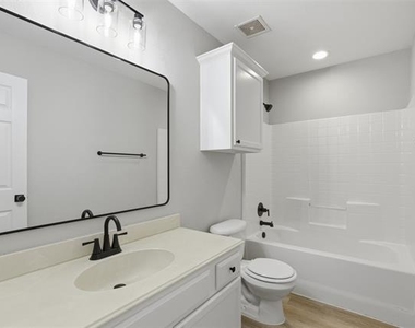 2051 Sunny Side Drive - Photo Thumbnail 24