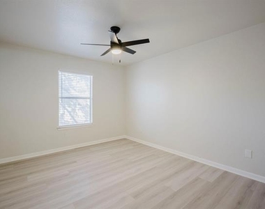 2240 Tarpley Road - Photo Thumbnail 9