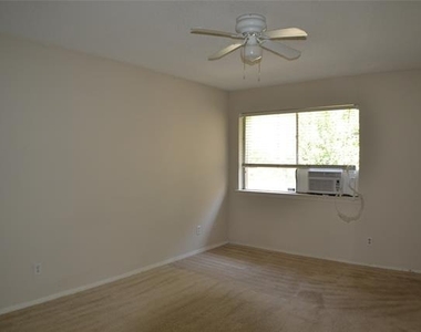 5616 Harvest Hill Road - Photo Thumbnail 15