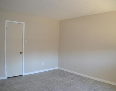 5616 Harvest Hill Road - Photo Thumbnail 5