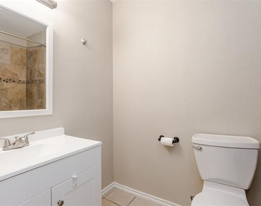3406 Hastings Drive - Photo Thumbnail 18
