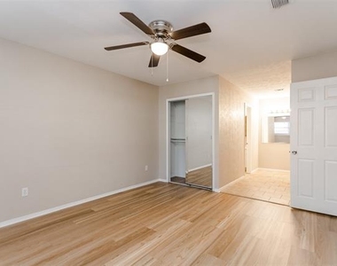 3406 Hastings Drive - Photo Thumbnail 22