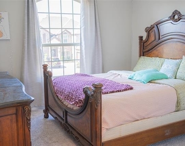 313 Airlene Lane - Photo Thumbnail 24