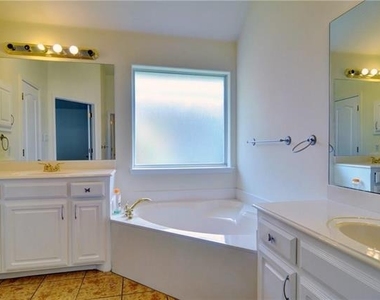 9091 River Trails Boulevard - Photo Thumbnail 21
