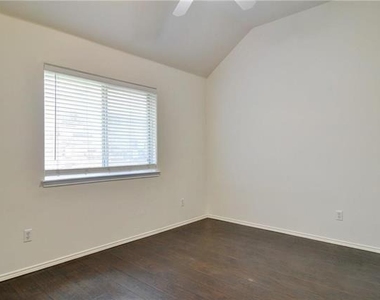 9091 River Trails Boulevard - Photo Thumbnail 23