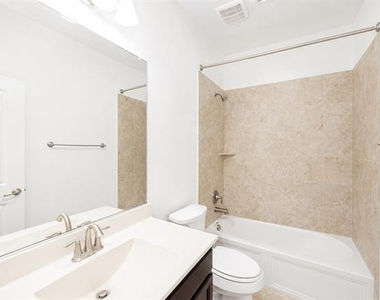 9113 Holliday Lane - Photo Thumbnail 18