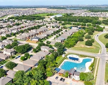 9113 Holliday Lane - Photo Thumbnail 38