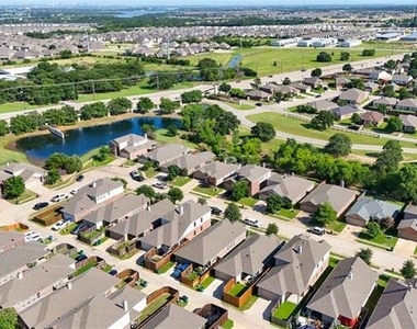 9113 Holliday Lane - Photo Thumbnail 36