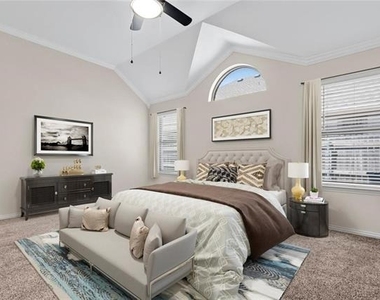 2356 Aurora Drive - Photo Thumbnail 6