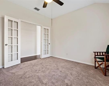 2356 Aurora Drive - Photo Thumbnail 18