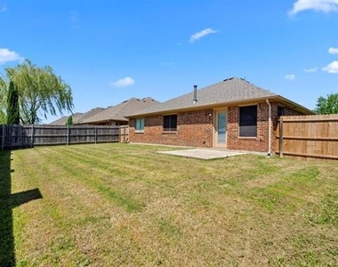 2356 Aurora Drive - Photo Thumbnail 24