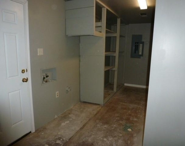 5209 Llano Street - Photo Thumbnail 5