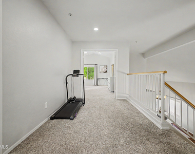 13635 N 103rd Way - Photo Thumbnail 33