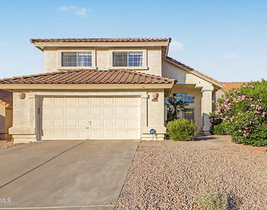 13635 N 103rd Way - Photo Thumbnail 3