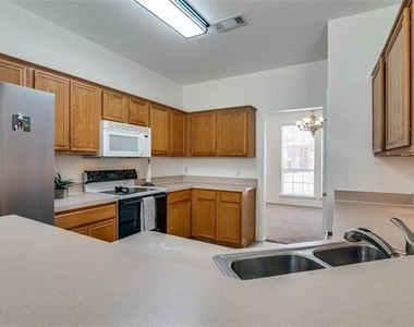 3605 Potomac Drive - Photo Thumbnail 14