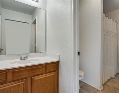 3605 Potomac Drive - Photo Thumbnail 31