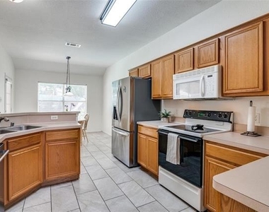 3605 Potomac Drive - Photo Thumbnail 16