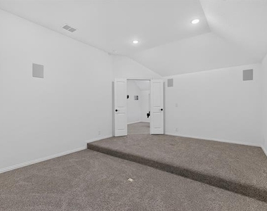 2905 Emerald Trace Drive - Photo Thumbnail 31