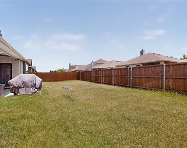 2905 Emerald Trace Drive - Photo Thumbnail 39