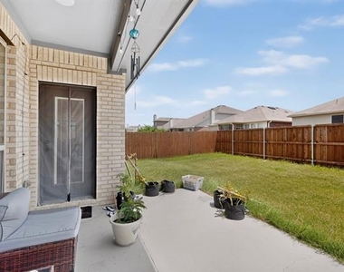 2905 Emerald Trace Drive - Photo Thumbnail 36