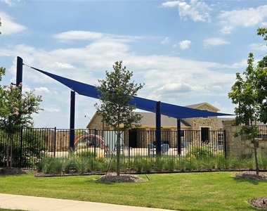 1007 Marigold Street - Photo Thumbnail 18