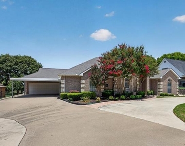 6224 Canyon Trail - Photo Thumbnail 28