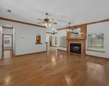 6224 Canyon Trail - Photo Thumbnail 2