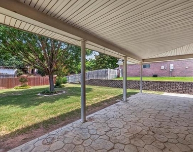 6224 Canyon Trail - Photo Thumbnail 20