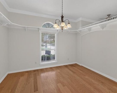 6224 Canyon Trail - Photo Thumbnail 6