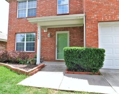 1508 Sequoia Grove Lane - Photo Thumbnail 3