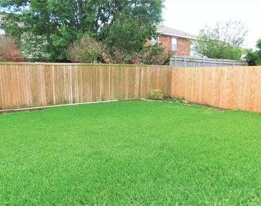 1508 Sequoia Grove Lane - Photo Thumbnail 24