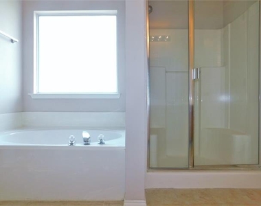1508 Sequoia Grove Lane - Photo Thumbnail 21