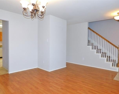 1508 Sequoia Grove Lane - Photo Thumbnail 6