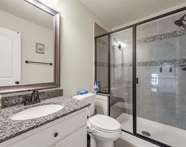 5520 Palisades Drive - Photo Thumbnail 32
