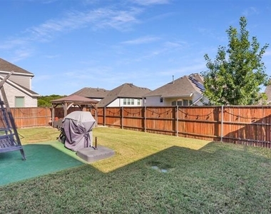 5520 Palisades Drive - Photo Thumbnail 33