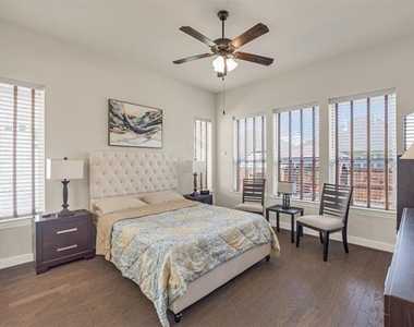 5520 Palisades Drive - Photo Thumbnail 20