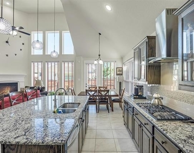 5520 Palisades Drive - Photo Thumbnail 15