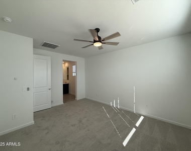 4235 W Yolanda Lane - Photo Thumbnail 5