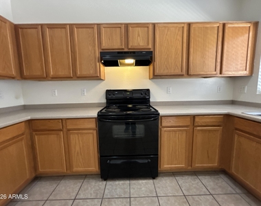 6809 W Nicolet Avenue - Photo Thumbnail 7