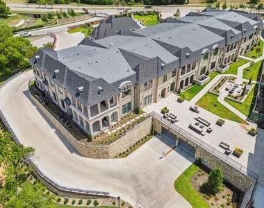 6801 Corporate Drive - Photo Thumbnail 15