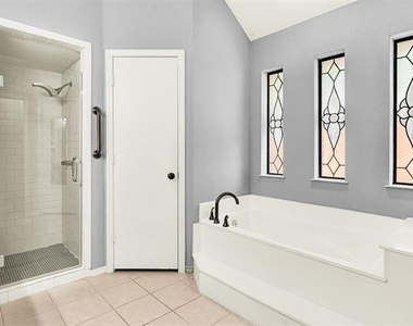 3117 Osceola Drive - Photo Thumbnail 20