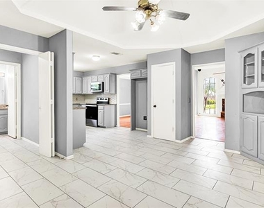 3117 Osceola Drive - Photo Thumbnail 11