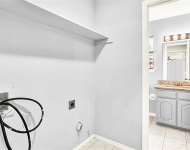 3117 Osceola Drive - Photo Thumbnail 13