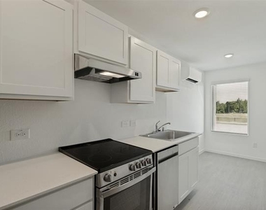 1037 Bishop Creek Drive - Photo Thumbnail 1