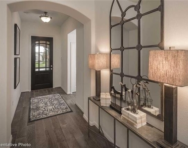 1532 Calcot Lane - Photo Thumbnail 3