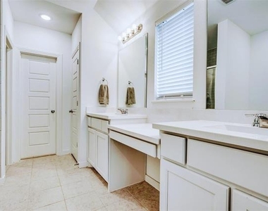 1532 Calcot Lane - Photo Thumbnail 19